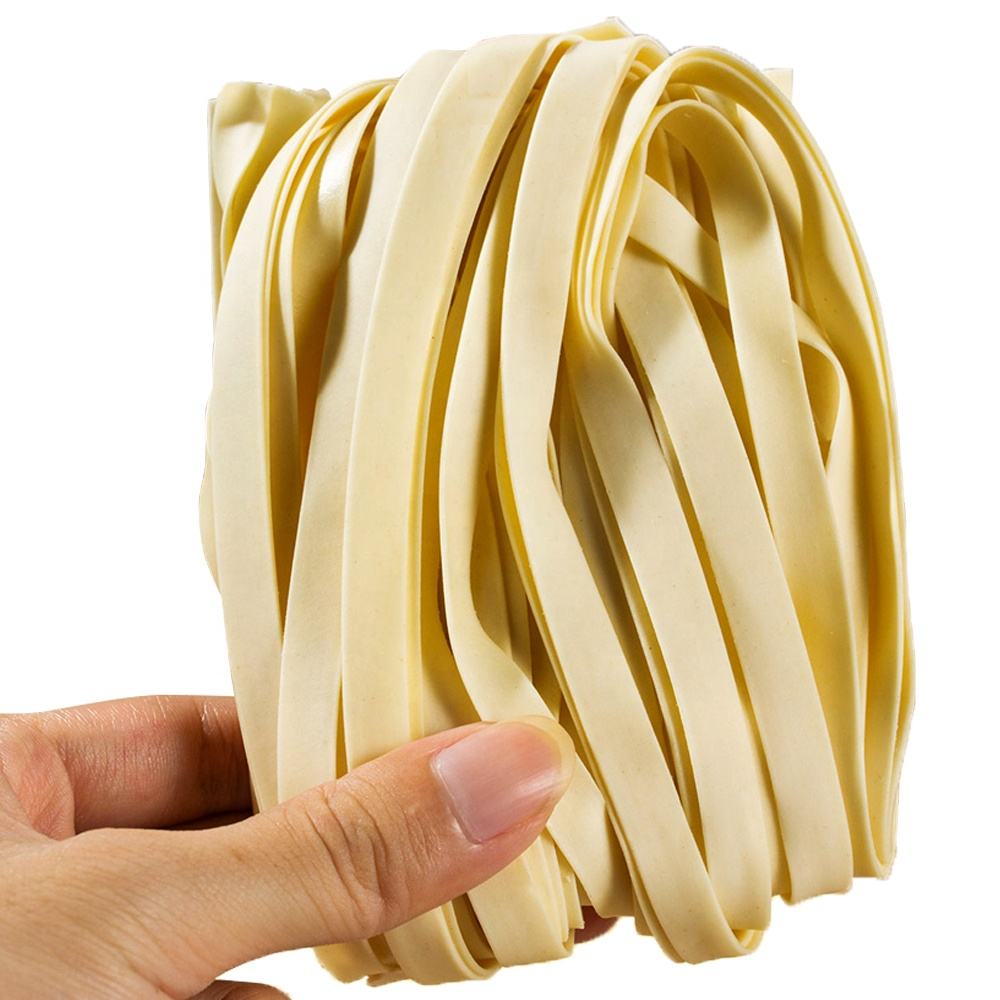 fideos de arroz anchos 