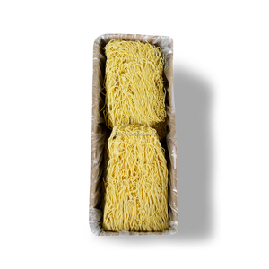 Muestra de comida asiática Canton Wheat chino corrugado lo mein