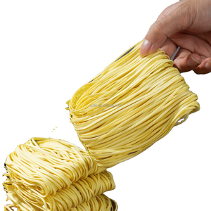 Precio al por mayor de calidad premium marca asiática china 500 g de color amarillo claro fideos secos