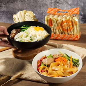 Liji Factory Outlet Halal Fideos instantáneos anchos Fideos de huevo plano anchos
